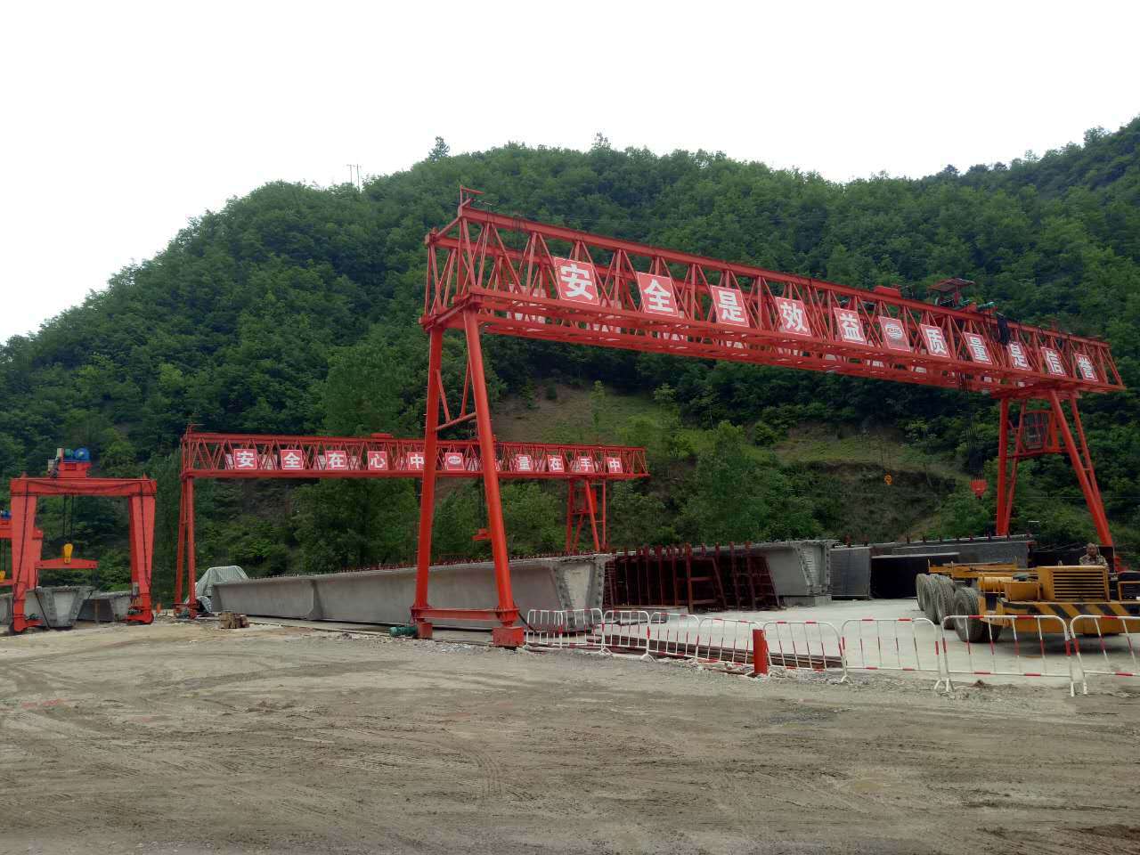 60+60T，跨度38M租赁